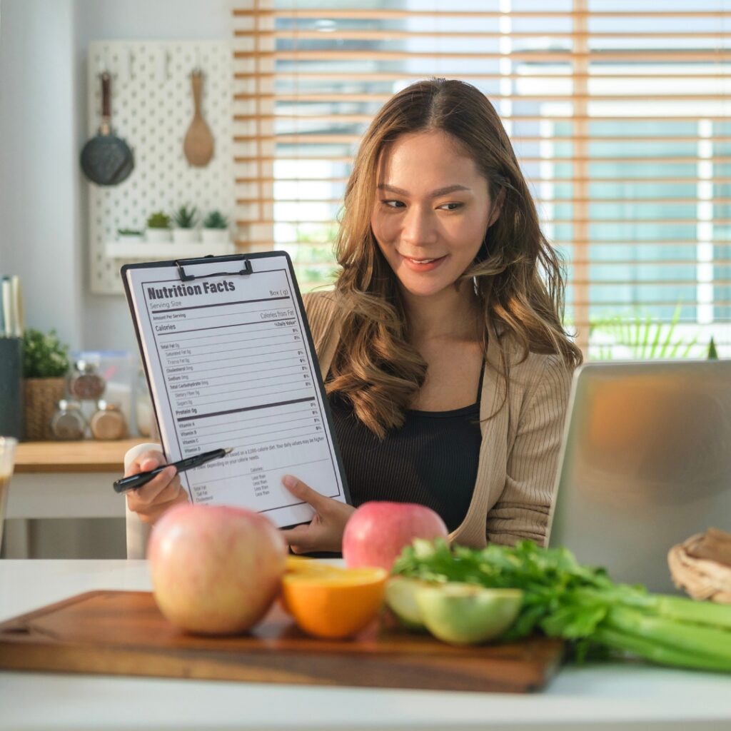 A dietitian consults with an online client.